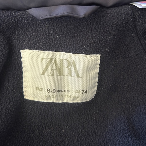 GUC Zara 6-9 months Navy Fleece lined Puffer - Picture 3 of 4